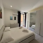 Casa Marina La Terrazza Sul Mare Couette-café 4*