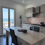 Casa Marina,la Terrazza Sul Mare 4* Cefalù