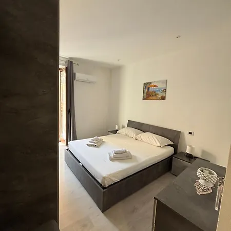 Casa Marina,la Terrazza Sul Mare 4*