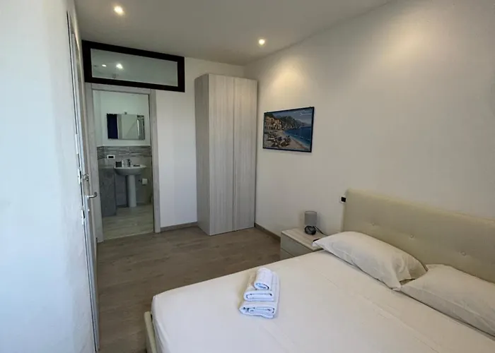 Casa Marina La Terrazza Sul Mare 4*