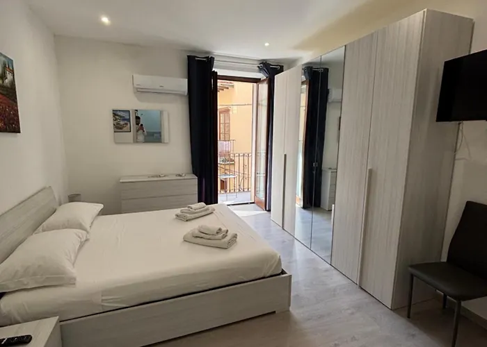 Casa Marina La Terrazza Sul Mare Bed & Breakfast 4*